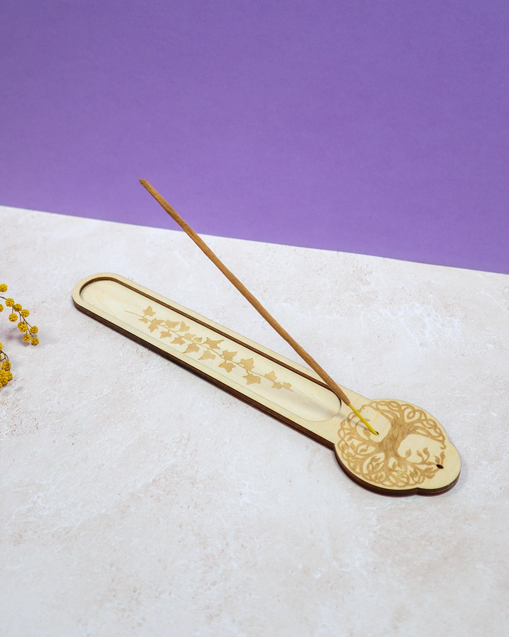 porte encens bois arbre de vie gravé avec bâton d’encens naturel