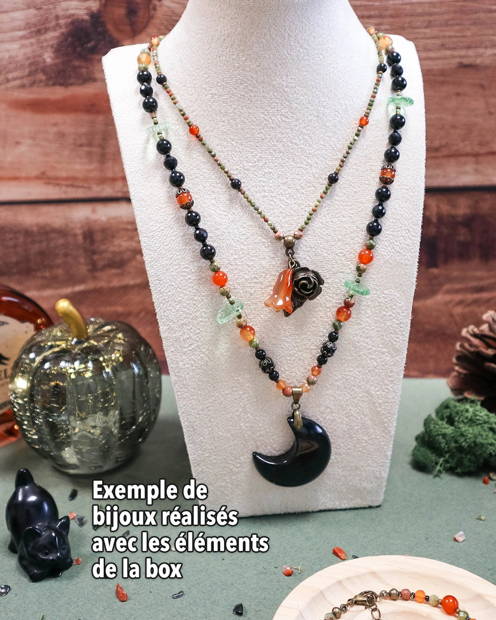 Exemple de collier créé avec les éléments de la box Samhain